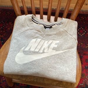 Nike Sweatshirt, size S